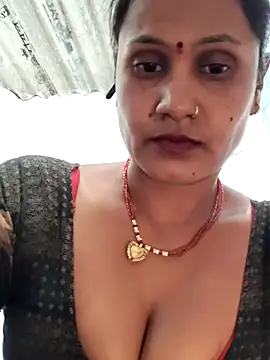 Akanksha soni online show from March 3, 8:20 am