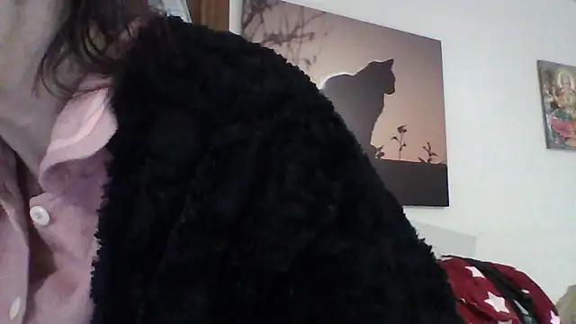 Lunamaya7 online show from December 23, 4:32 am