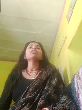 Snapshot of cutee_bhabhi12 chatting on December 20, 8:43 am cutee bhabhi12 online show from December 20, 8:43 am