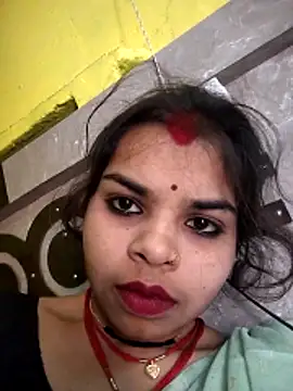 Snapshot of cutee_bhabhi12 chatting on February 6, 8:40 am cutee bhabhi12 online show from February 6, 8:40 am