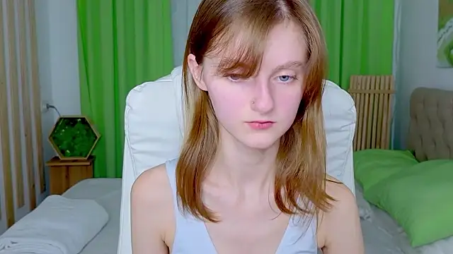 Miss Alisa  online show from February 28, 3:57 pm