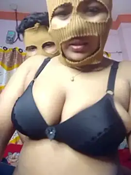 Crazy Couple 1 online show from January 9, 9:34 am