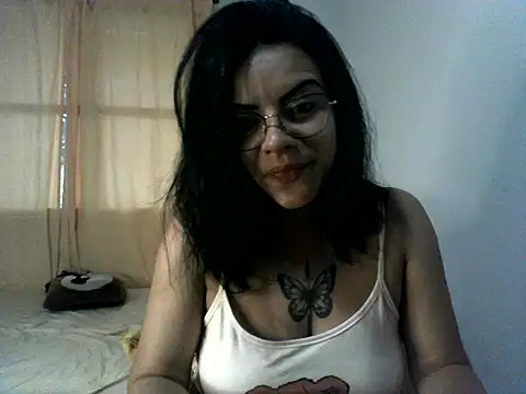 luluclark69 online show from March 3, 12:00 pm