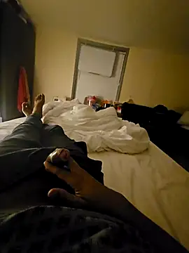 Gnax1 online show from December 18, 4:46 pm