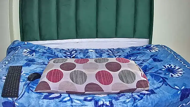 GoldenPearl 21 online show from January 5, 8:12 pm