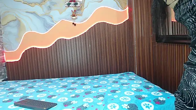 Snapshot of monicamoon303av chatting on December 22, 12:35 pm monicamoon303av online show from December 22, 12:35 pm