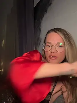 vinique99 online show from January 7, 9:50 pm