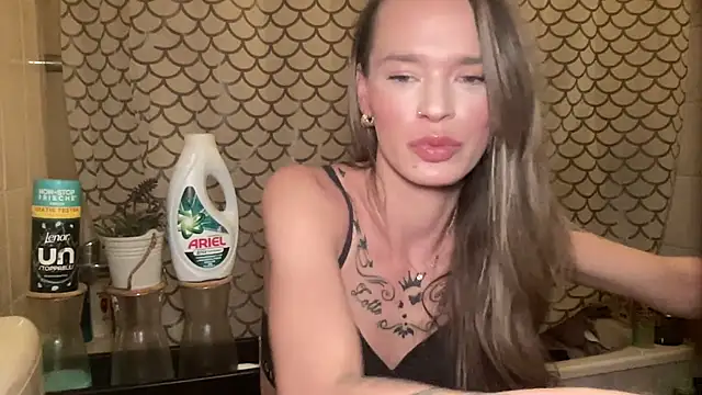 vinique99 online show from March 20, 11:15 am