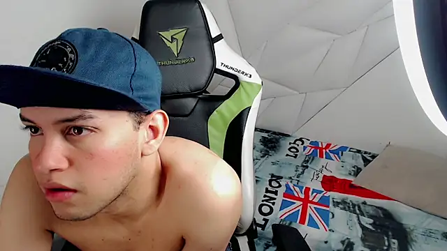 Luky twink online show from December 15, 4:17 am