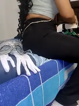 SHARLOT2427 online show from December 18, 9:43 pm