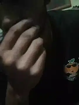 Snapshot of mavyz56 chatting on February 27, 2:55 am mavyz56 online show from February 27, 2:55 am