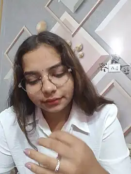 Himani 0122 online show from July 8, 9:36 am