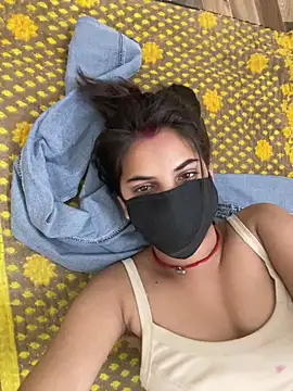 Pooja Love143 online show from April 5, 7:44 pm