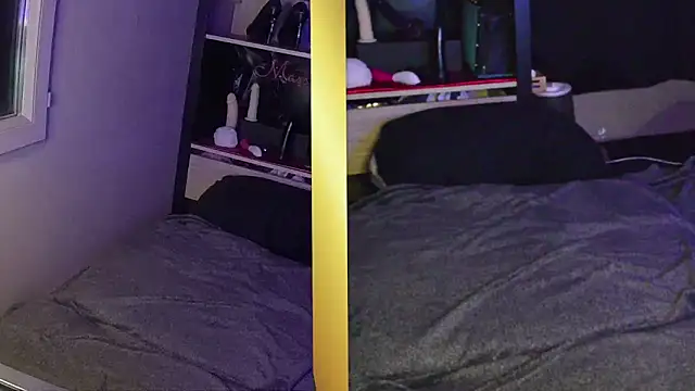 AD X  online show from February 8, 1:58 pm