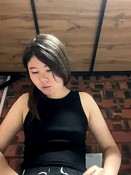 Sarah2127 online show from December 15, 11:03 am