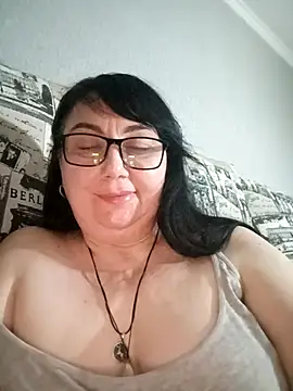 Snapshot of MariSwan222 chatting on April 19, 8:22 pm MariSwan222 online show from April 19, 8:22 pm