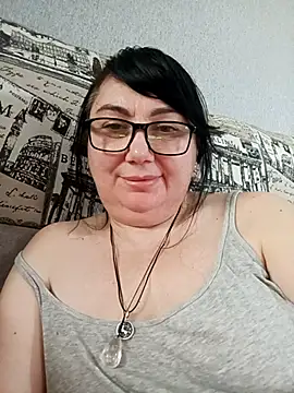 Snapshot of MariSwan222 chatting on April 23, 1:02 pm MariSwan222 online show from April 23, 1:02 pm
