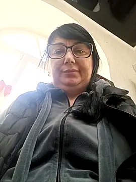Snapshot of MariSwan222 chatting on April 26, 8:34 am MariSwan222 online show from April 26, 8:34 am
