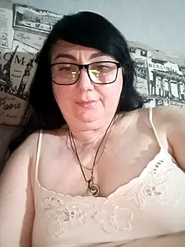 Snapshot of MariSwan222 chatting on April 26, 8:39 pm MariSwan222 online show from April 26, 8:39 pm