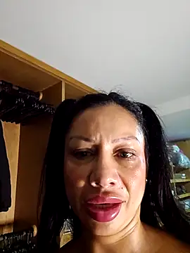 Grace Velvet online show from April 8, 9:20 am