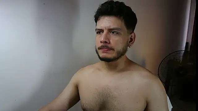 luxo kane online show from December 15, 7:40 pm