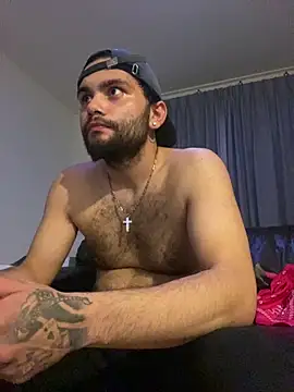 huffies cam online show from December 21, 1:35 am