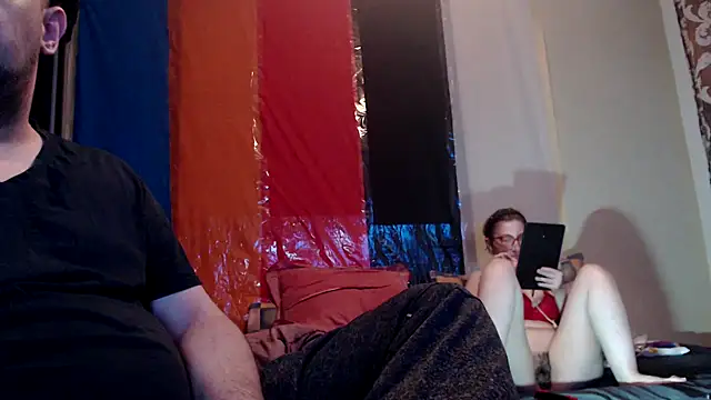 yunis32 online show from January 14, 7:19 pm