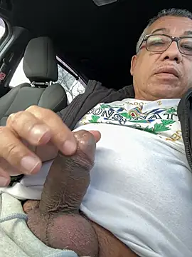 Snapshot of tigre6911 chatting on February 26, 5:12 pm tigre6911 online show from February 26, 5:12 pm