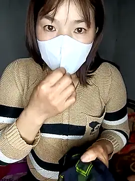 May-Ne online show from January 17, 1:49 pm