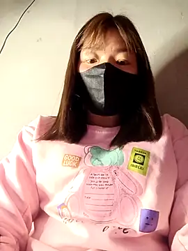 Snapshot of May-Ne chatting on February 12, 5:57 am May-Ne online show from February 12, 5:57 am