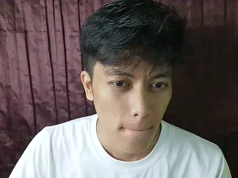 Snapshot of riodickph chatting on March 31, 7:47 pm riodickph online show from March 31, 7:47 pm