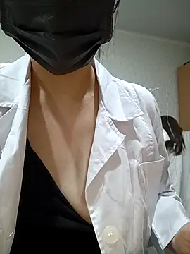 Emilyhomegirl1 online show from March 2, 5:42 pm