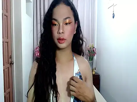 Shaneloveme online show from December 17, 7:31 pm