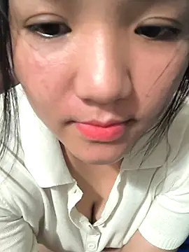 Snapshot of Sisilaydy_01 chatting on July 8, 5:39 pm Sisilaydy 01 online show from July 8, 5:39 pm
