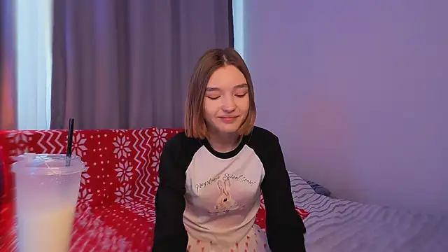 Leyla crsh online show from February 18, 6:09 am