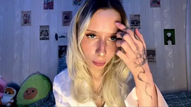 BrittanieKerkhoff online show from January 9, 2:09 pm