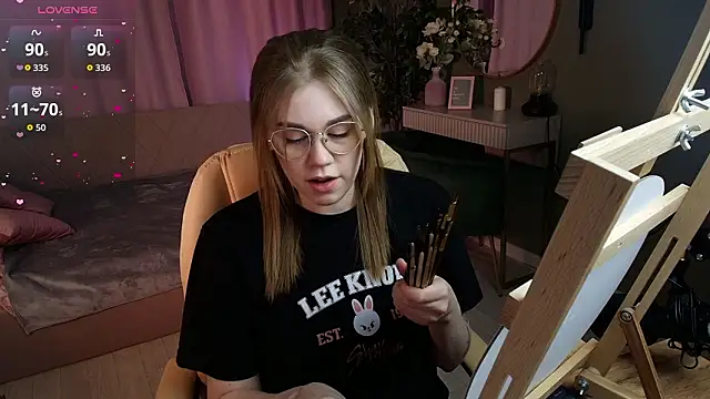 Alison Doody online show from March 1, 7:43 am