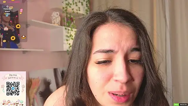 EmmyNoel online show from February 26, 7:13 pm