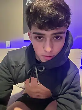 lian fooxx online show from April 7, 8:04 am