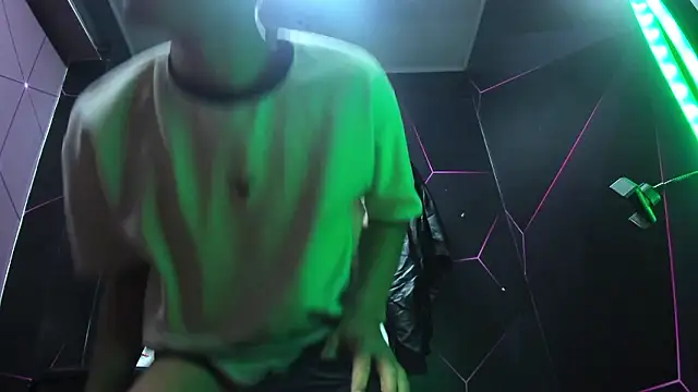 Ethan Waalker online show from January 18, 4:05 am