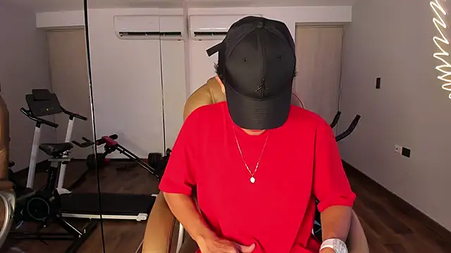  TaylorBlack online show from April 18, 11:47 am