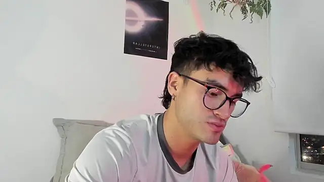 charlie dicker online show from December 17, 11:55 pm