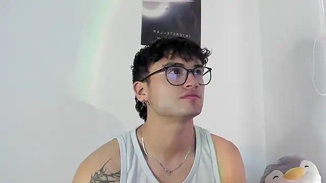 charlie dicker online show from December 20, 10:28 pm