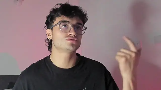 charlie dicker online show from February 2, 1:26 am