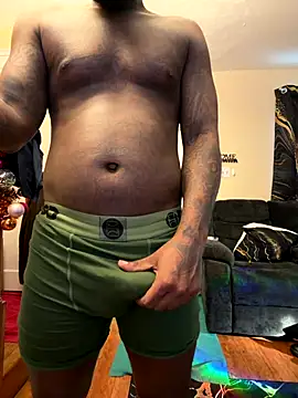 daddydarkskindikk online show from December 18, 6:25 pm