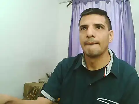 Adam Arango online show from January 8, 3:14 pm