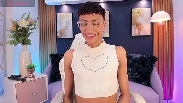 Snapshot of Owen_JP chatting on March 15, 8:26 pm Owen JP online show from March 15, 8:26 pm