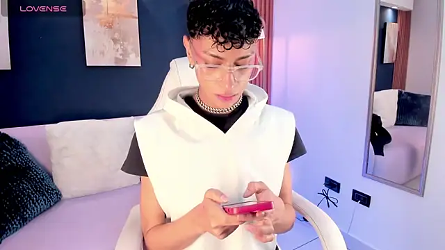 Snapshot of Owen_JP chatting on March 29, 3:17 am Owen JP online show from March 29, 3:17 am