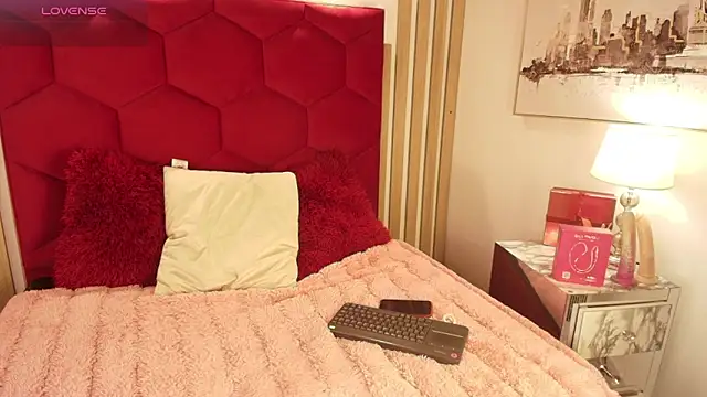 Snapshot of Owen_JP chatting on April 3, 4:21 am Owen JP online show from April 3, 4:21 am