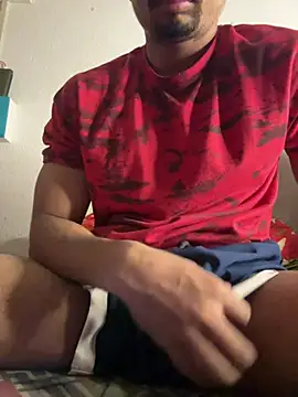 Snapshot of hot_gym_b0y chatting on July 23, 7:45 pm hot gym b0y online show from July 23, 7:45 pm